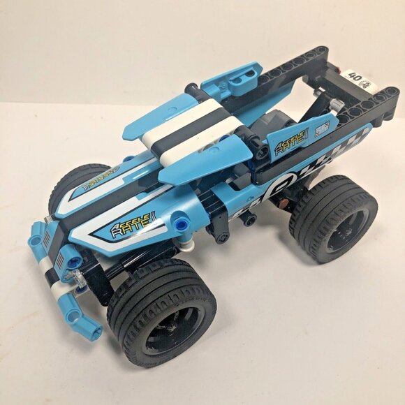Lego Technic Stunt Truck #9 AcceleRate, 42059 winds up & moves - Picture 1 of 7